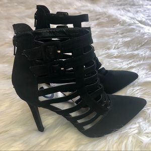 GUESS Pointed Toe Cage Heel